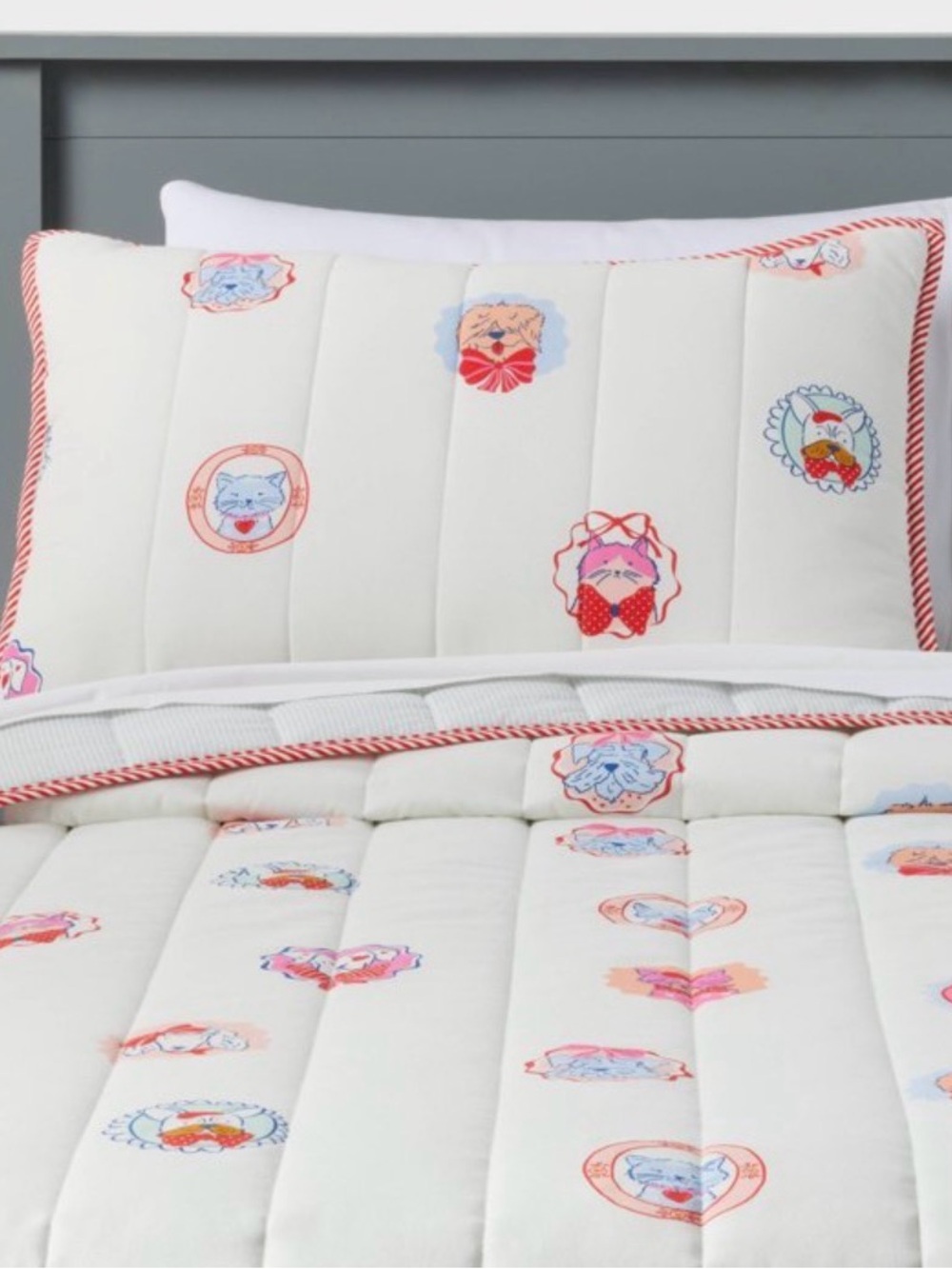 Pillowfort White Quilted Kids Comforter Set with Red and Pink Accents